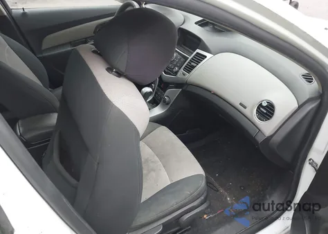 2011 Chevrolet Cruze Ls z USA, uszkodzony, nr VIN 1G1PC5SHXB7306759